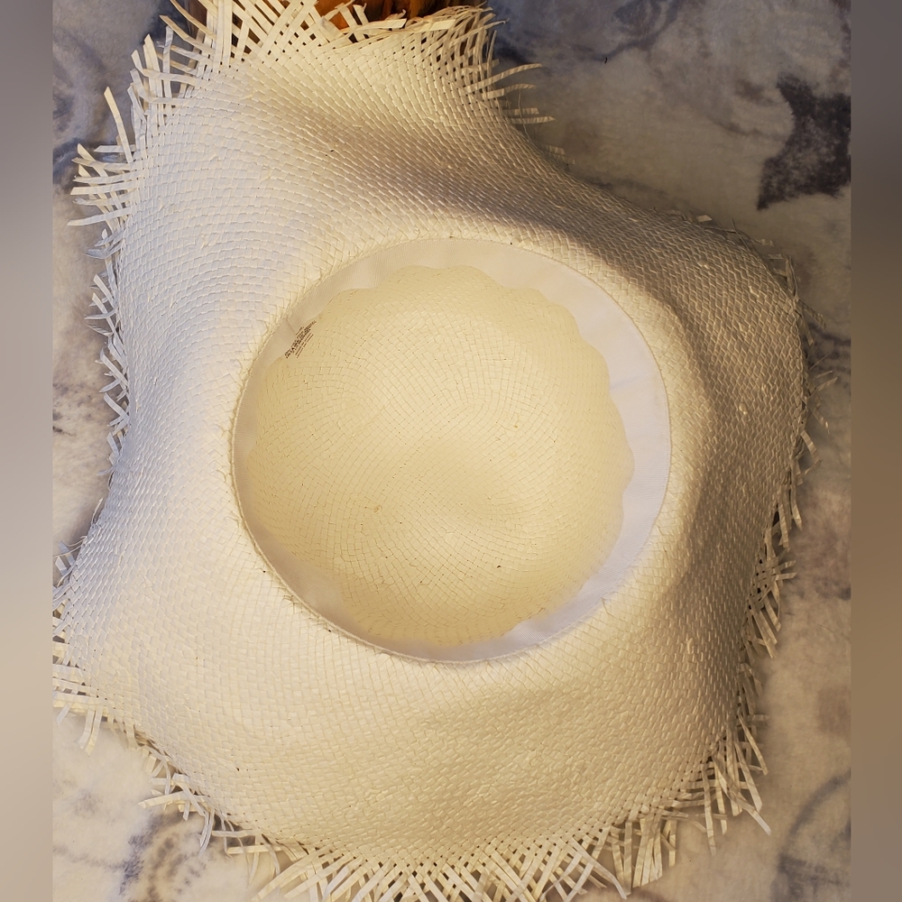 NWOT White Woven Summer Hat - white - Picture 5 of 9